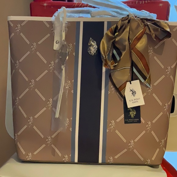 USPoloAssn  Brown Large Tote Shoulder Bag - Picture 1 of 9
